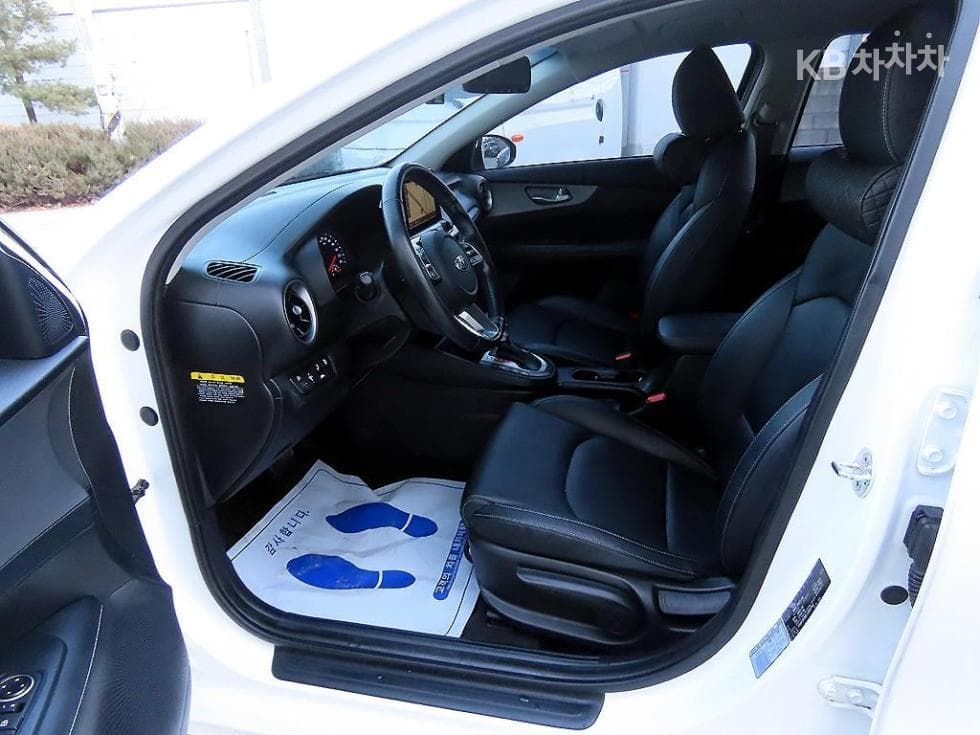 Kia All New K31.6 Gasoline Prestige - 5
