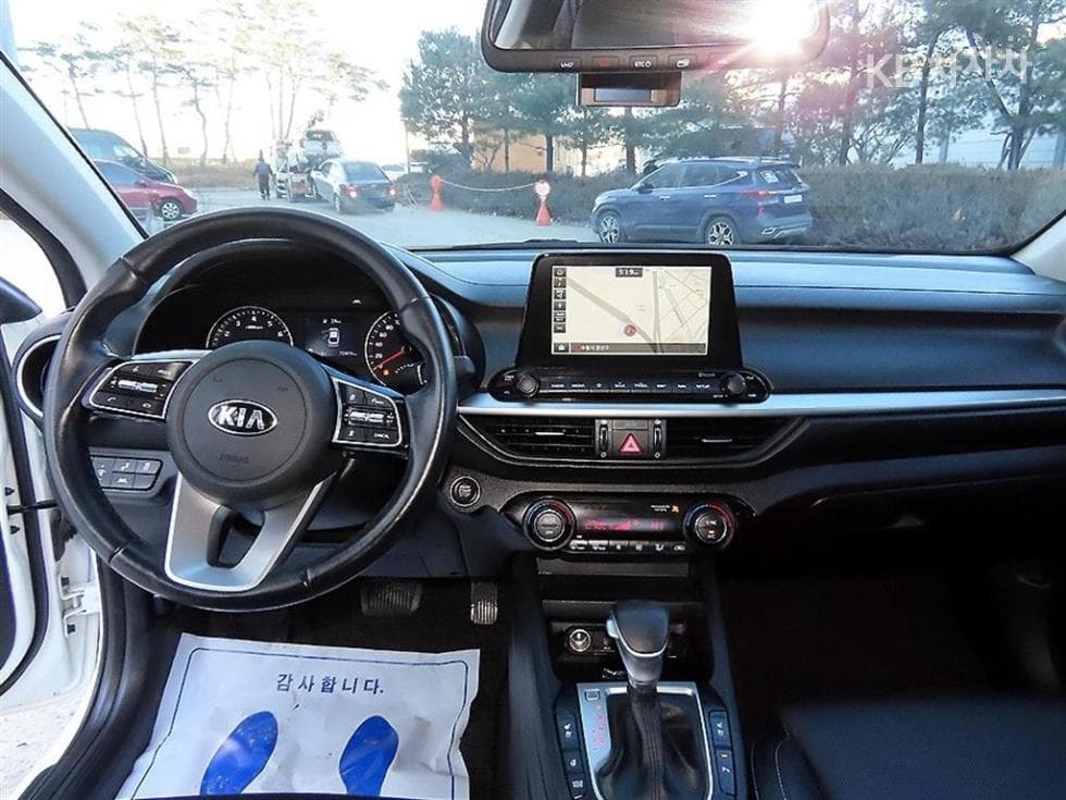 Kia All New K31.6 Gasoline Prestige - 7