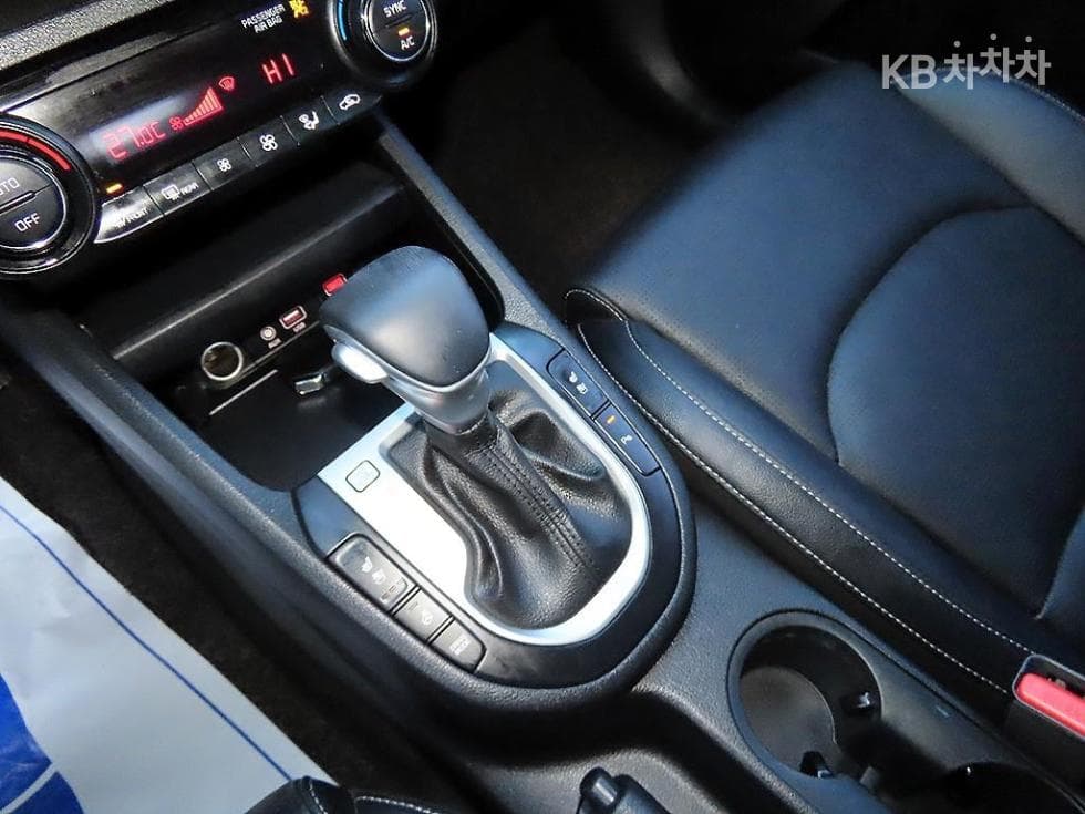 Kia All New K31.6 Gasoline Prestige - 10