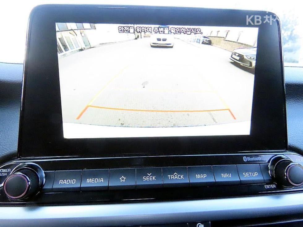 Kia All New K31.6 Gasoline Prestige - 14