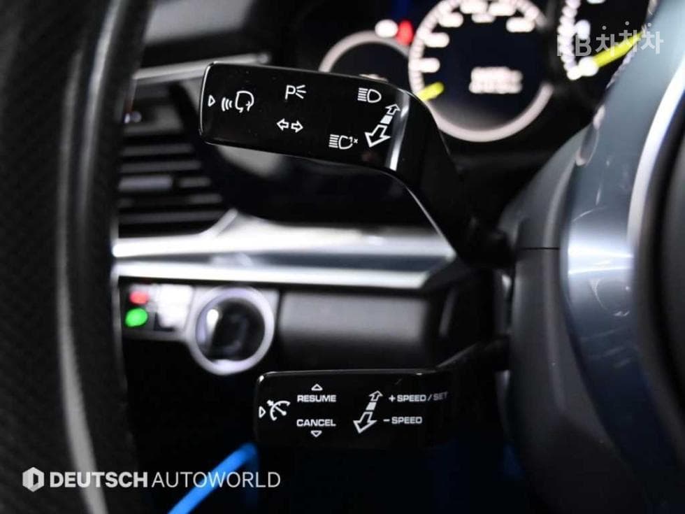 Porsche 파나메라 (971)2.9 4 E-Hybrid Standard - 17