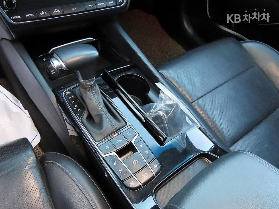 Kia All New K73.0 LPi Prestige - 10