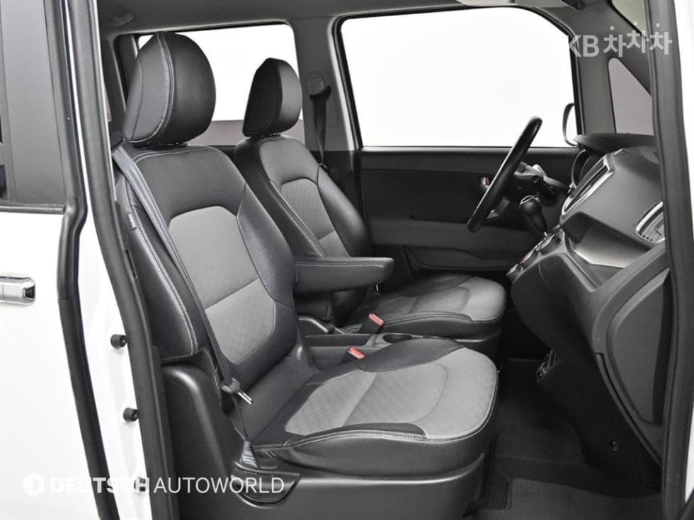 Kia The New (facelift) Ray (van)1.0 Gasoline Signature - 10