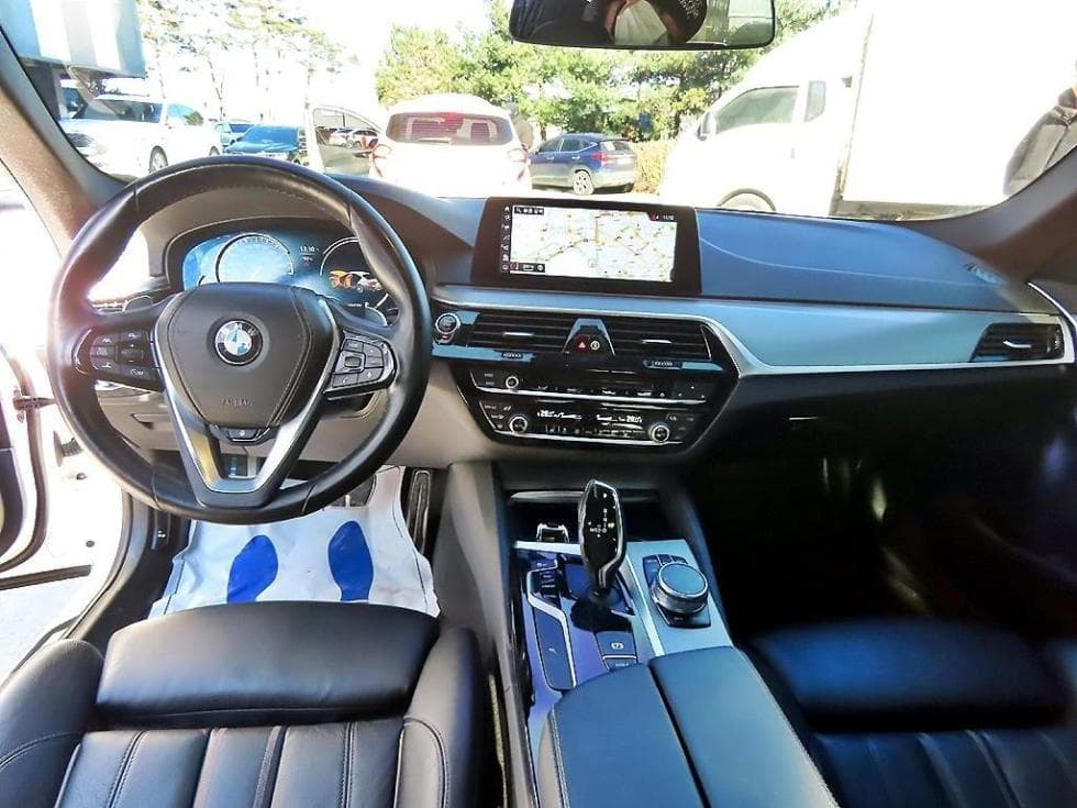 BMW 올New5 Series (G30)520d M Sport Plus - 7