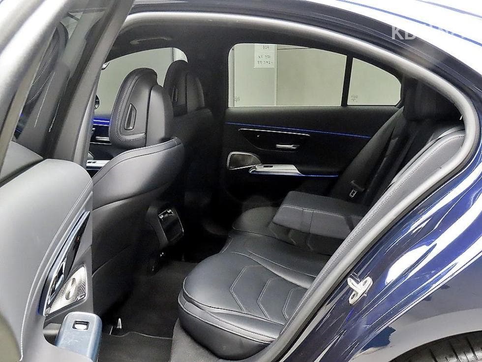 Mercedes-Benz E-클래스 (W214)E300 4MATIC Exclusive - 6