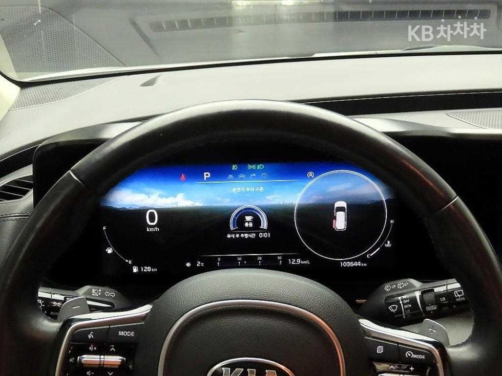 Kia Carnival 4th generationD2.2 9-seater Signature - 6