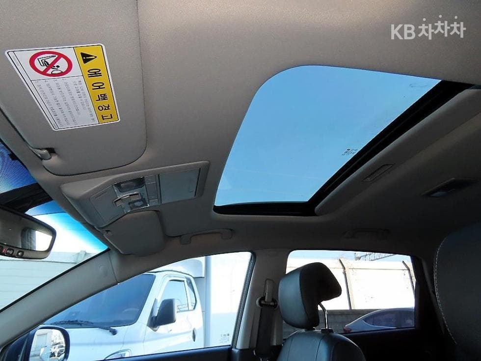 GM Korea Chevrolet Captiva4WD LTZ 5-seater - 18