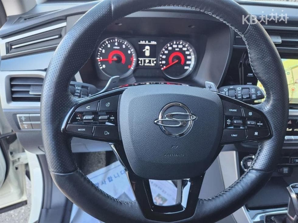 КейДжи Мобилити 뷰티플 코란도1.5 GDi Turbo 2WD C5 Plus - 12