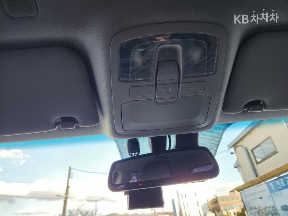 КейДжи Мобилити 뷰티플 코란도1.5 GDi Turbo 2WD C5 Plus - 14