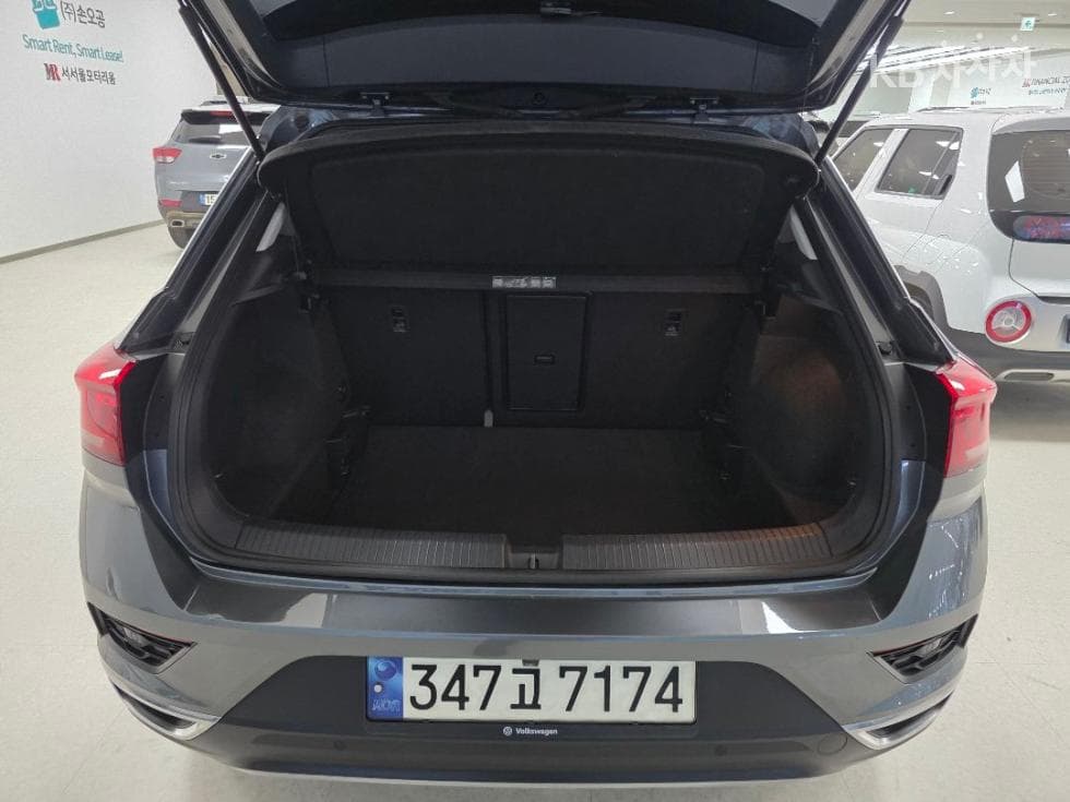 Volkswagen T-Roc2.0 Турбо Дизел Инжекция Premium - 7