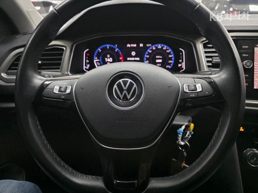 Volkswagen T-Roc2.0 Турбо Дизел Инжекция Premium - 11