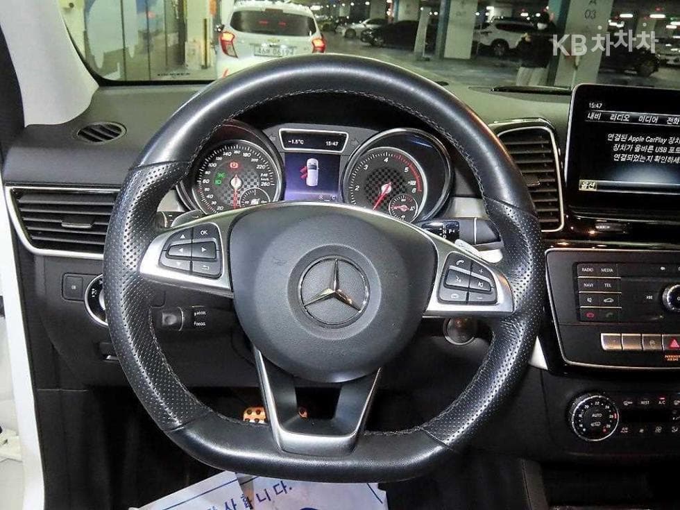 Mercedes-Benz GLE(W166)350 d 4Matic Premium - 8