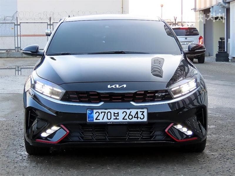 Киа The New (фейслифт) K3 GT(BD) 1.6 Турбо Бензин Директ Инжекция 5-врати Signature - Image 1