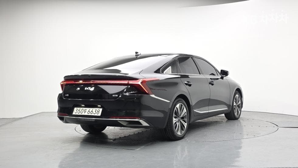 Kia K8 Hybrid1.6 Turbo Signature - 2