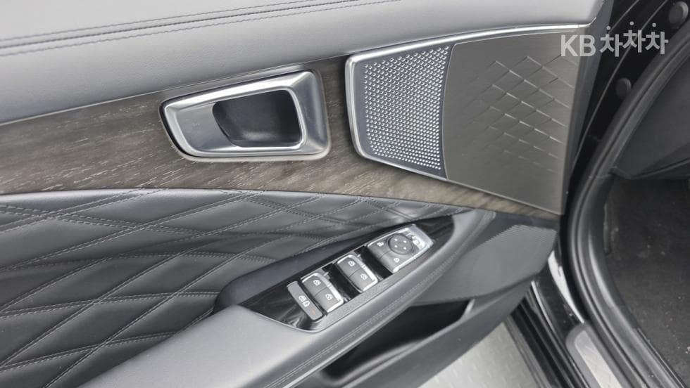 Kia K8 Hybrid1.6 Turbo Signature - 15