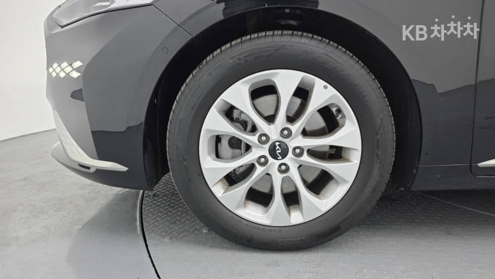 Kia K82.5L gasoline Noblesse - 12