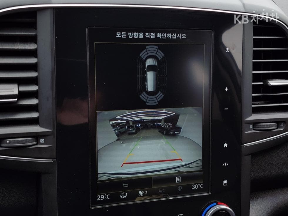 Renault Korea New QM62.0 LPe 2WD LE Signature - 9