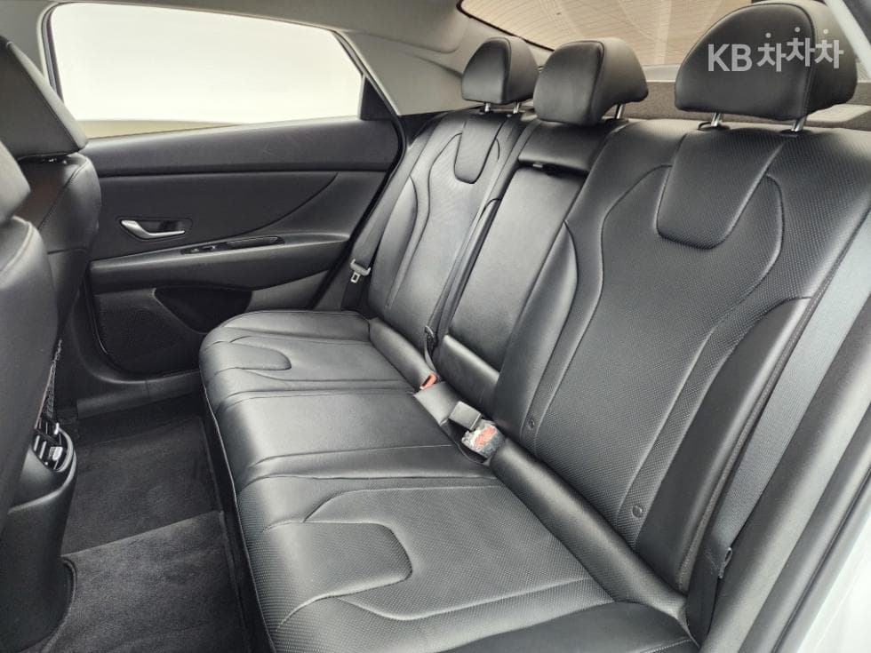 Hyundai All New Avante (Elantra)(CN7)1.6 Gasoline Inspiration - 19