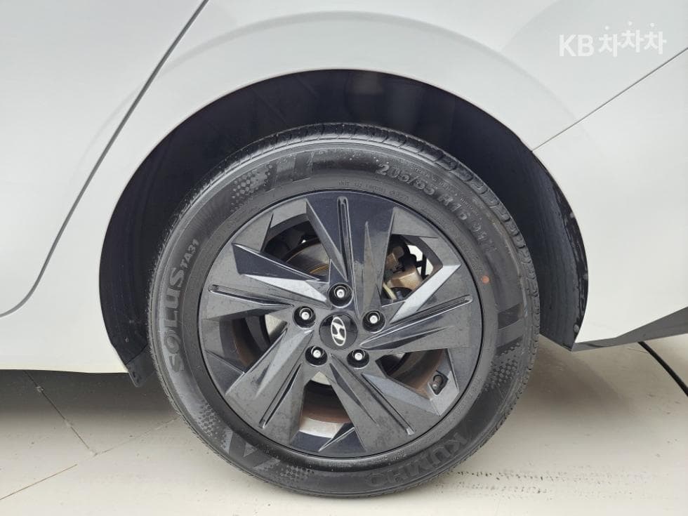 Hyundai All New Avante (Elantra)(CN7)1.6 Gasoline Inspiration - 24