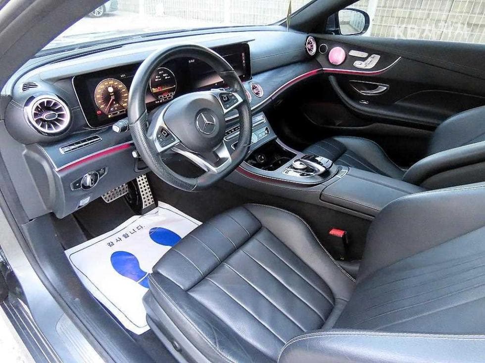 Mercedes-Benz E-Class (W213)E220d COUPE - 7