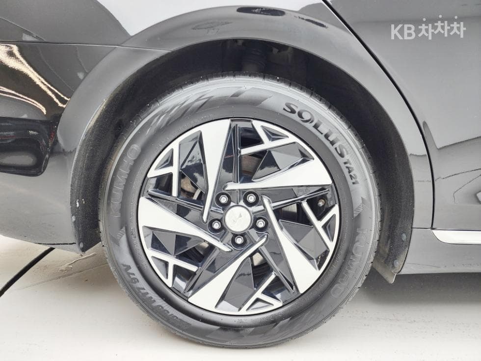 Хюндай The New (фейслифт) Grandeur (Azera) Хибрид2.4 Premium - 11