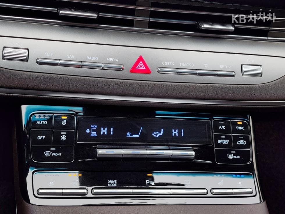 Хюндай The New (фейслифт) Grandeur (Azera) Хибрид2.4 Premium - 20