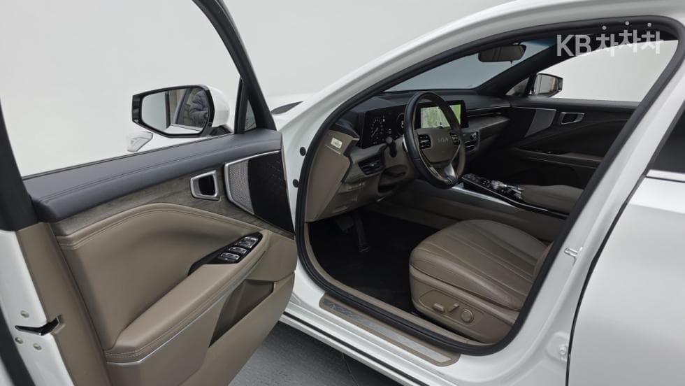 Kia K8 Hybrid1.6 Turbo Noblesse - 14