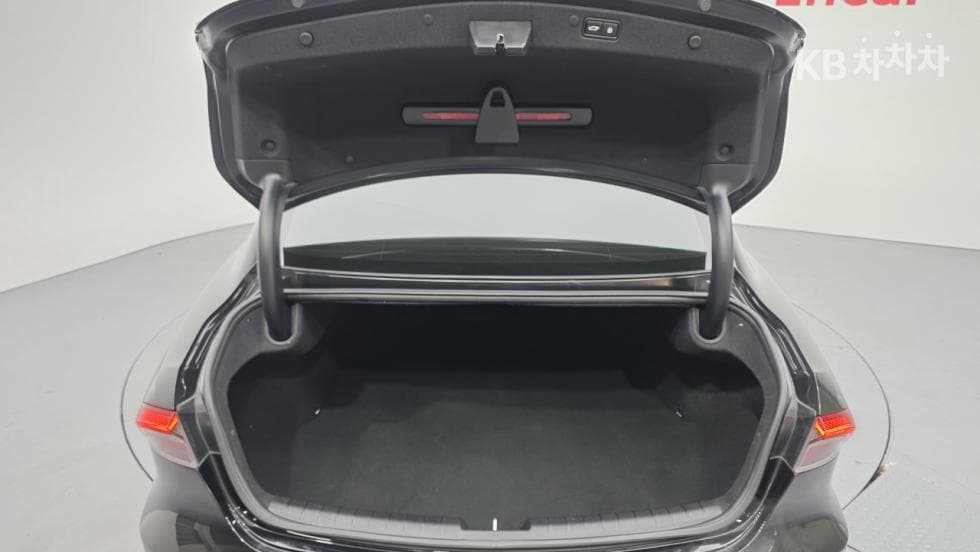 Hyundai The New (facelift) Grandeur (Azera)3.3 Calligraphy - 19