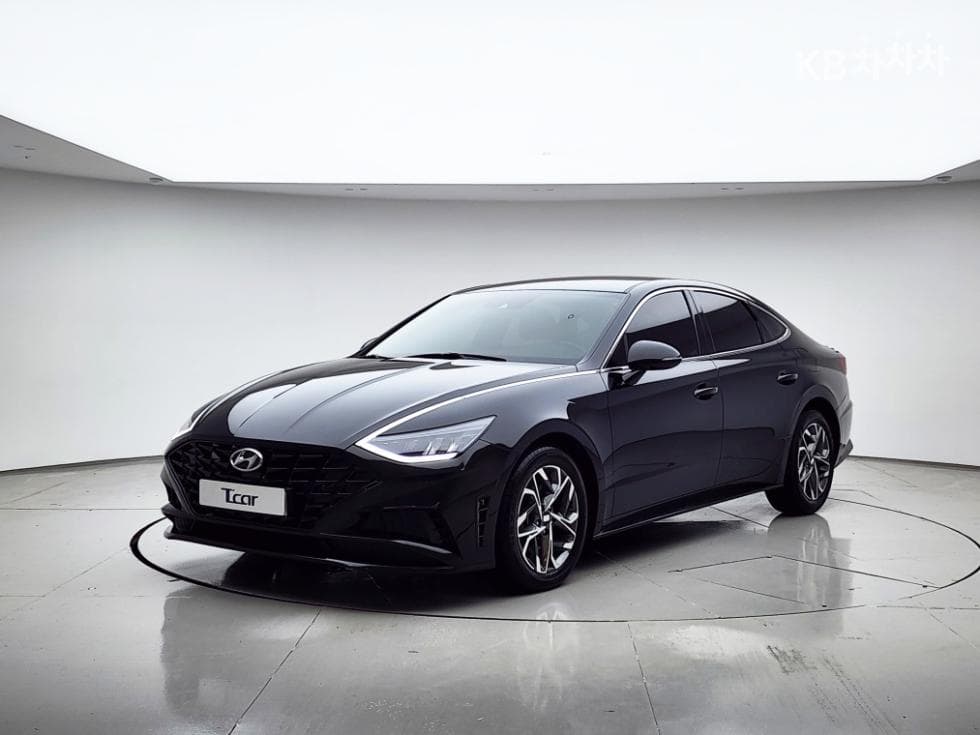 Hyundai Sonata (DN8) 2.0 Premium Plus - Image 1