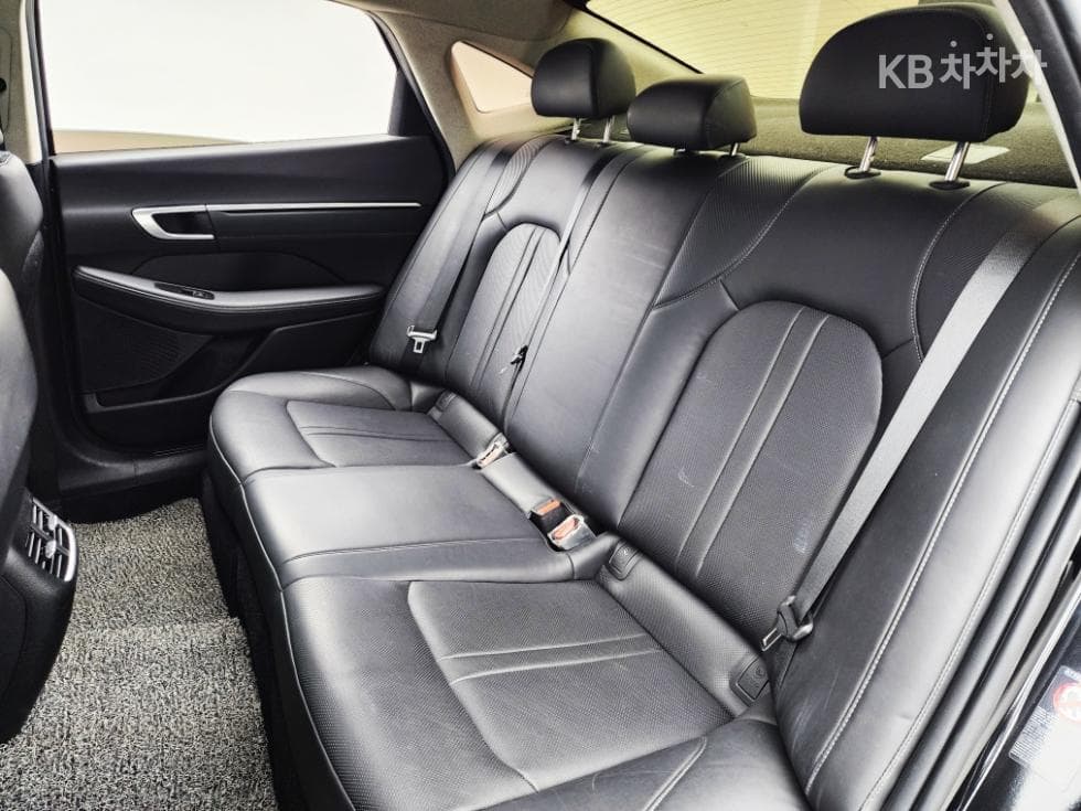 Hyundai Sonata (DN8)2.0 Premium Plus - 20