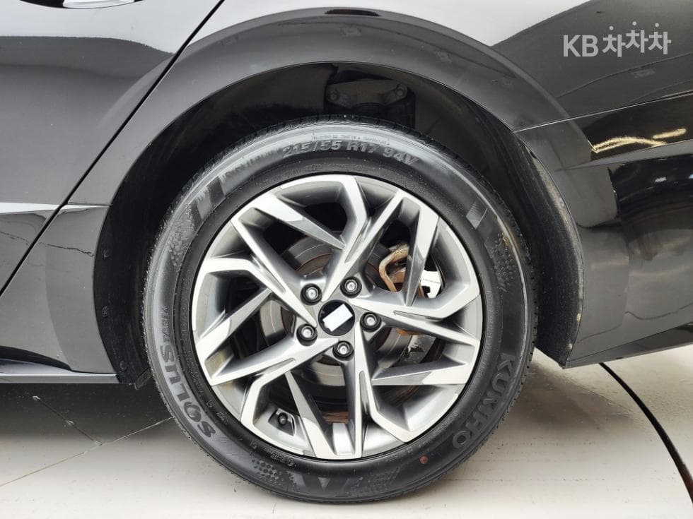 Hyundai Sonata (DN8)2.0 Premium Plus - 24