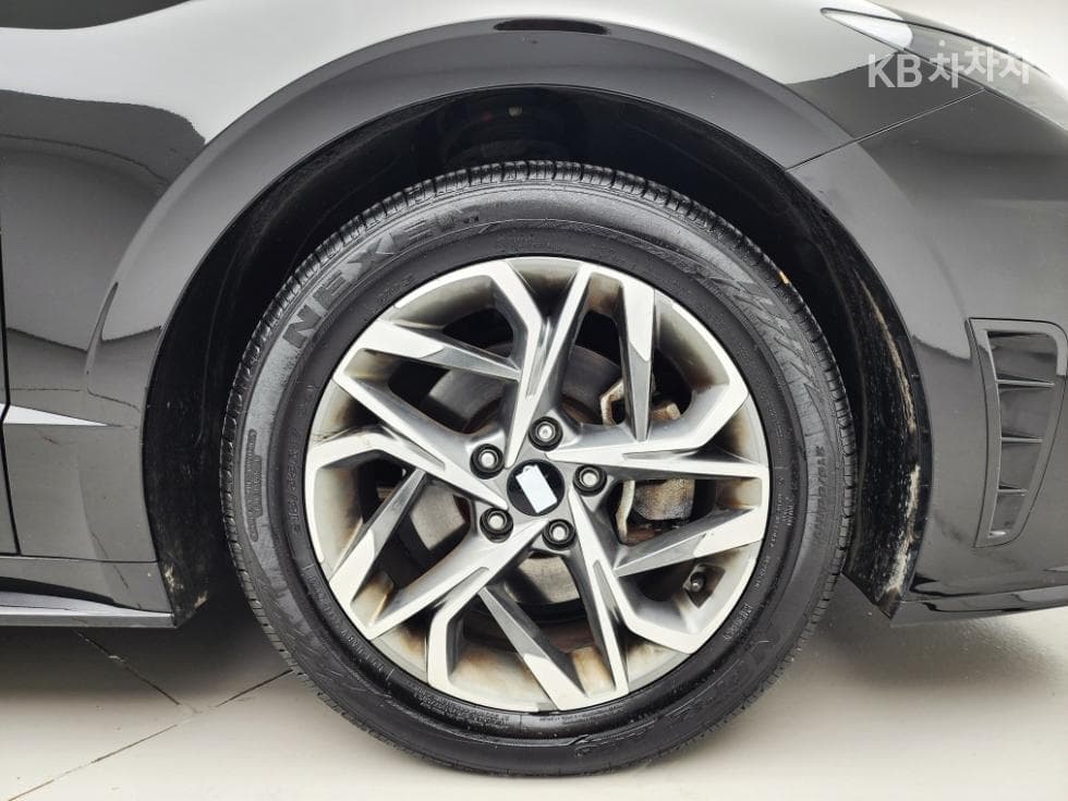 Hyundai Sonata (DN8)2.0 Premium Plus - 26