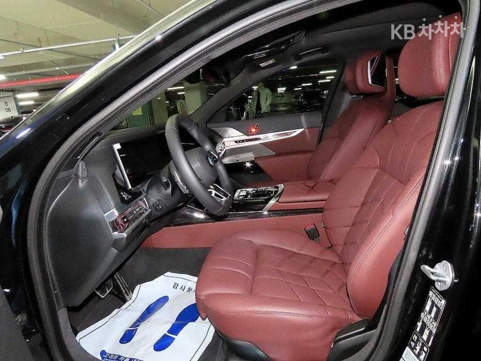 BMW 7시리즈(G70)740d xDrive M Sport - 6