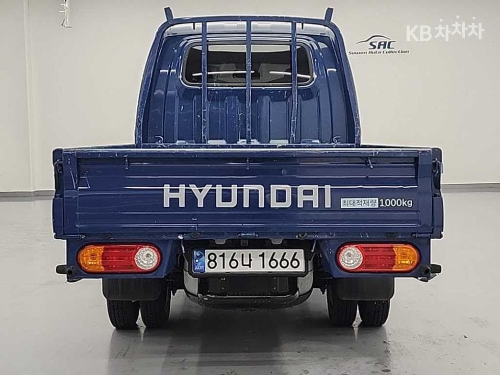 Hyundai Porter 2Extra Long Double Cab LPG Style - 3