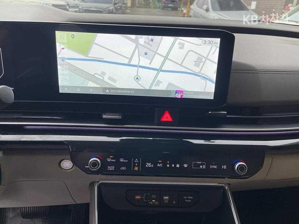 Киа The New (фейслифт) Канивал 4-то поколениеВисок Лимузин (Канивал) G3.5 GDI 7-местен (Лимузин) Signature - 10