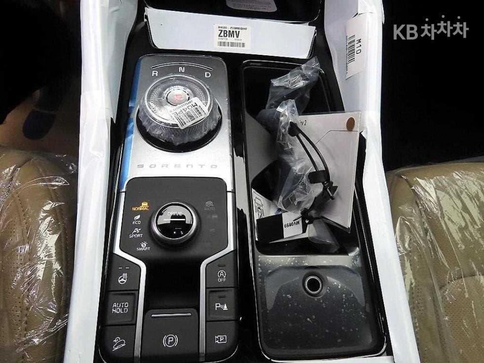 Киа The New (фейслифт) Sorento MQ42.5 T-GDI AWD X-Line - 10