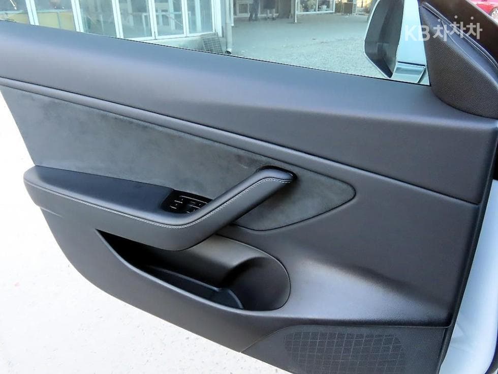 테슬라 Model 3Long Range - 10