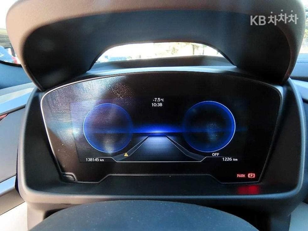 BMW i81.5 Купе Хибрид - 9