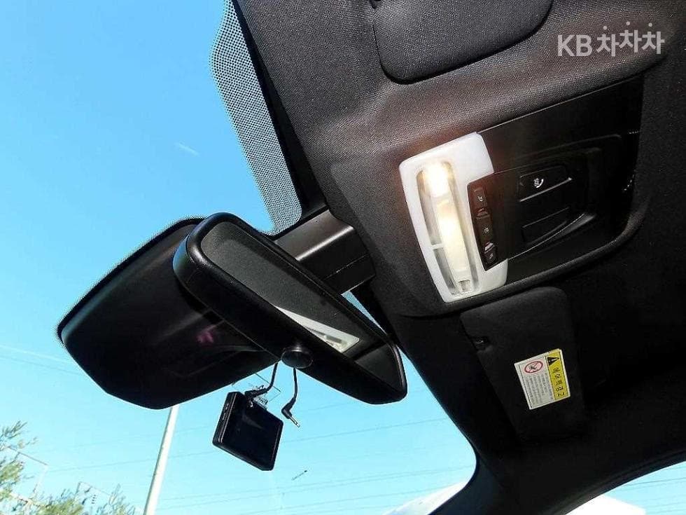 BMW i81.5 Купе Хибрид - 16