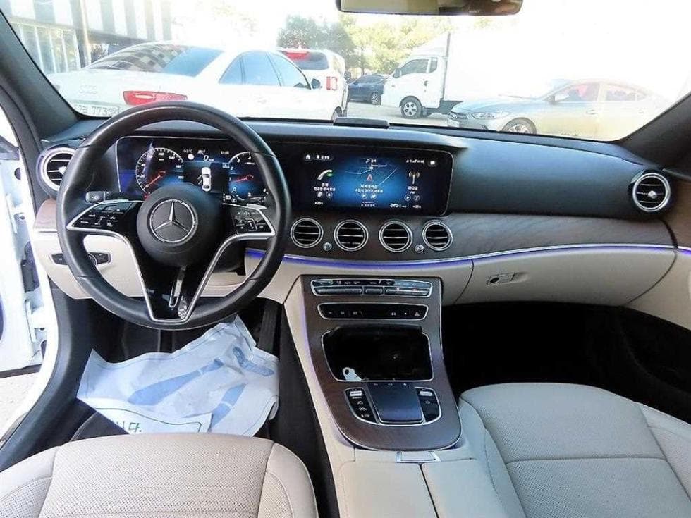 Mercedes-Benz E-Class (W213)E250 Exclusive - 7