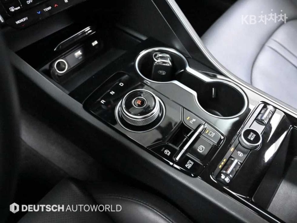 Kia K5 3rd Gen1.6 Gasoline Turbo Noblesse - 9