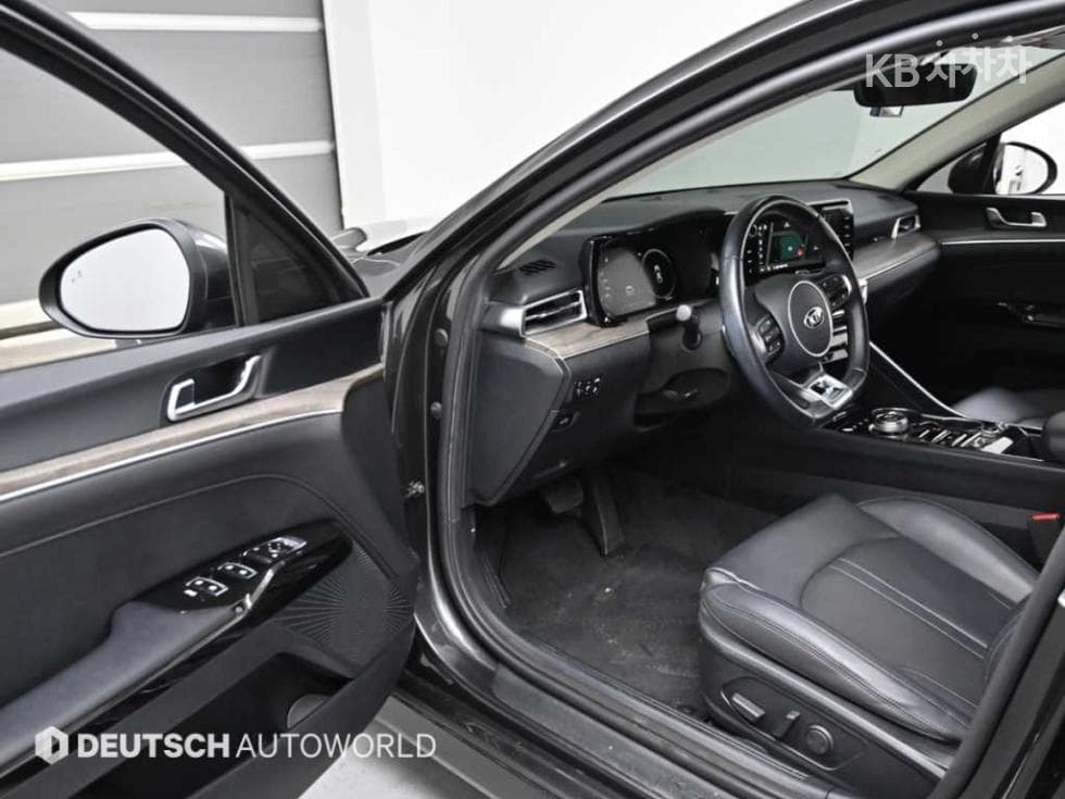 Kia K5 3rd Gen1.6 Gasoline Turbo Noblesse - 11