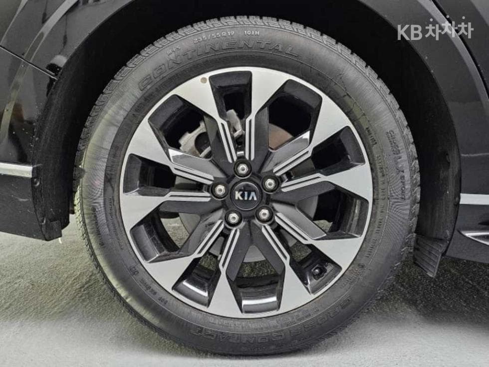 Kia Carnival 4th generationHigh Limousine (Carnival) G3.5 GDI 9-seater Signature - 5