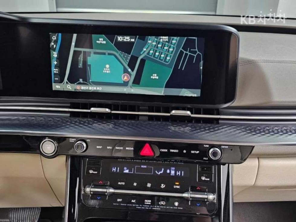 Kia Carnival 4th generationHigh Limousine (Carnival) G3.5 GDI 9-seater Signature - 14