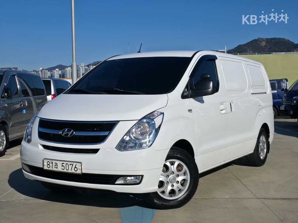 Хюндай Гранд Старекс 3Местен승 Ван CVX Лукс - Image 1