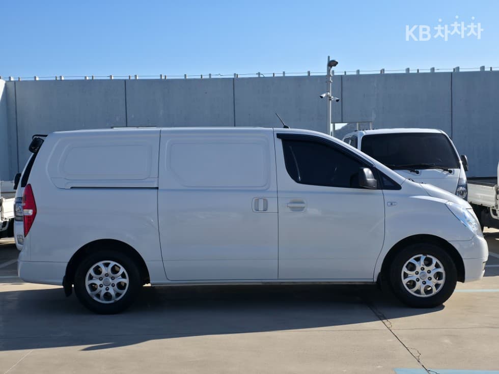 Хюндай Гранд Старекс3Местен승 Ван CVX Лукс - 5