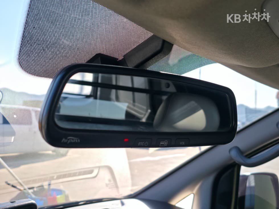 Хюндай Гранд Старекс3Местен승 Ван CVX Лукс - 17