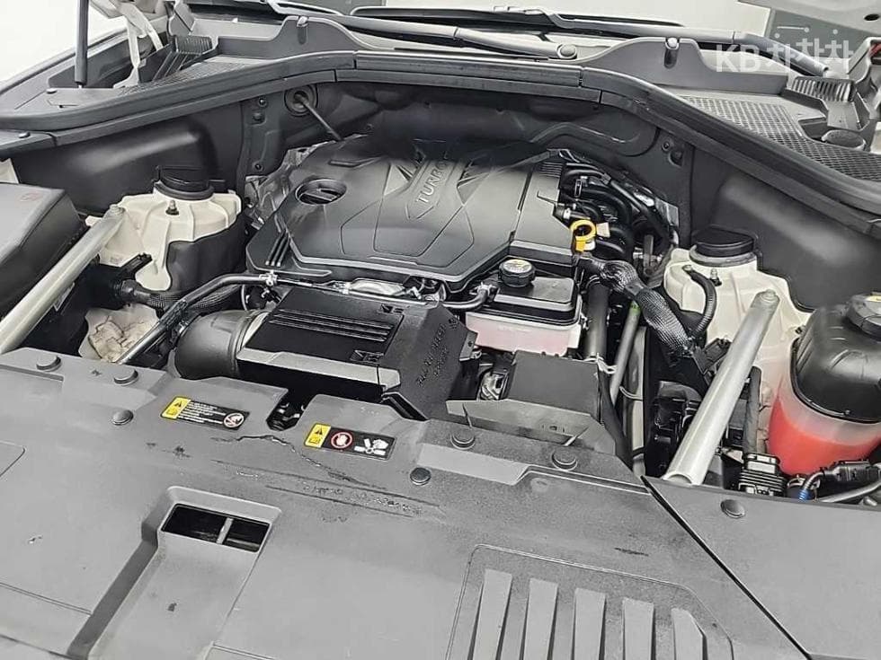 Genesis GV802.5 Turbo Gasoline AWD - 5