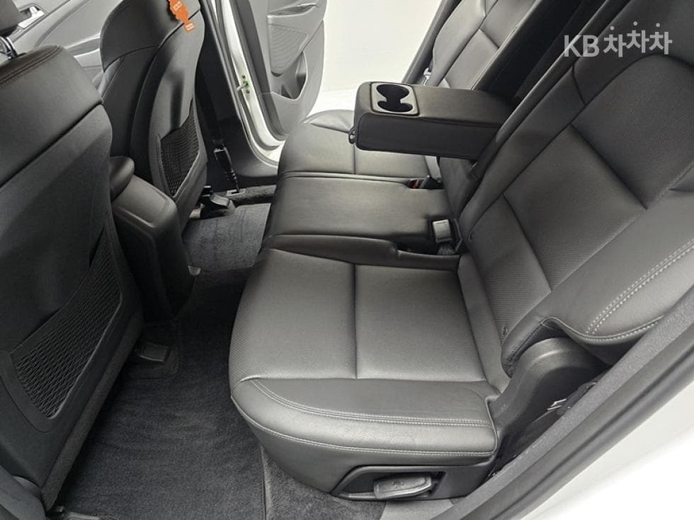 Hyundai All New TucsonDiesel(e-VGT R)2.0 2WD Smart - 17