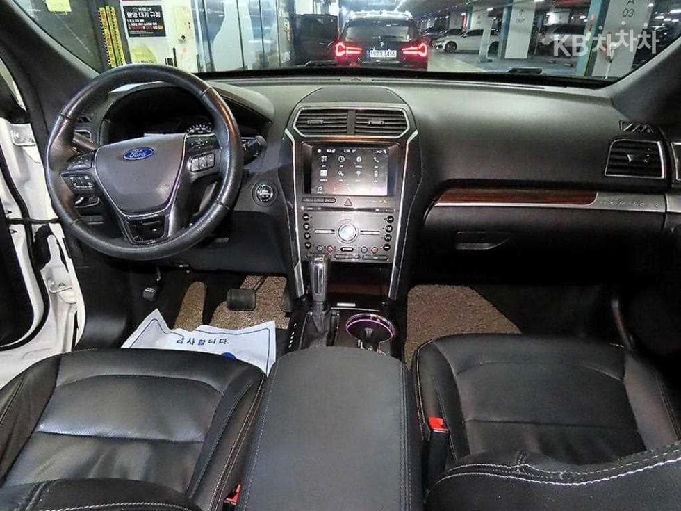 Ford New Explorer2.3 EcoBoost 4WD Limited - 10